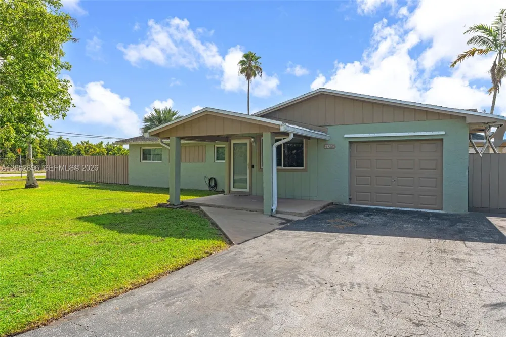27205 SW 162nd Ct Homestead, FL 33031