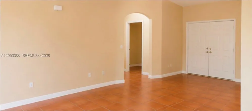 16032 SW 101st Ter Miami, FL 33196