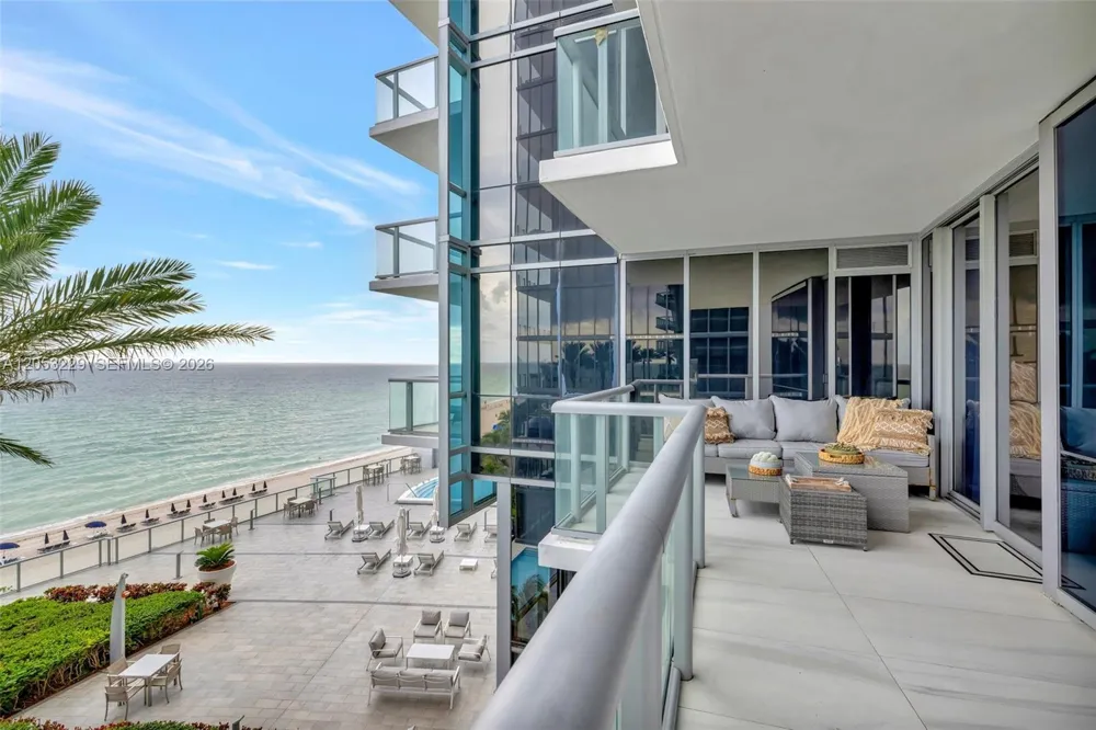 17121 Collins Ave #808 Sunny Isles Beach, FL 33160