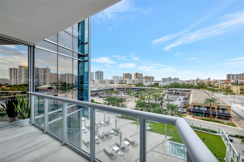 17121 Collins Ave #808 Sunny Isles Beach, FL 33160