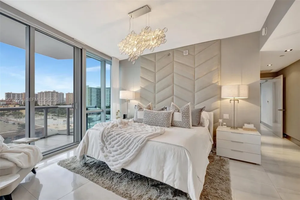 17121 Collins Ave #808 Sunny Isles Beach, FL 33160