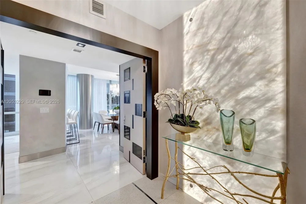 17121 Collins Ave #808 Sunny Isles Beach, FL 33160
