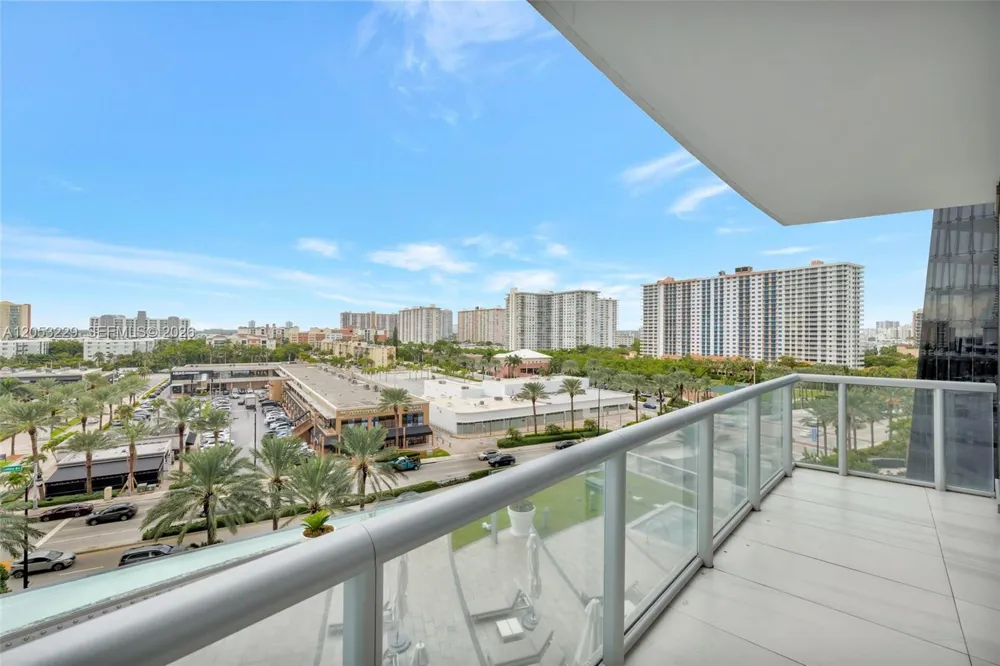 17121 Collins Ave #808 Sunny Isles Beach, FL 33160