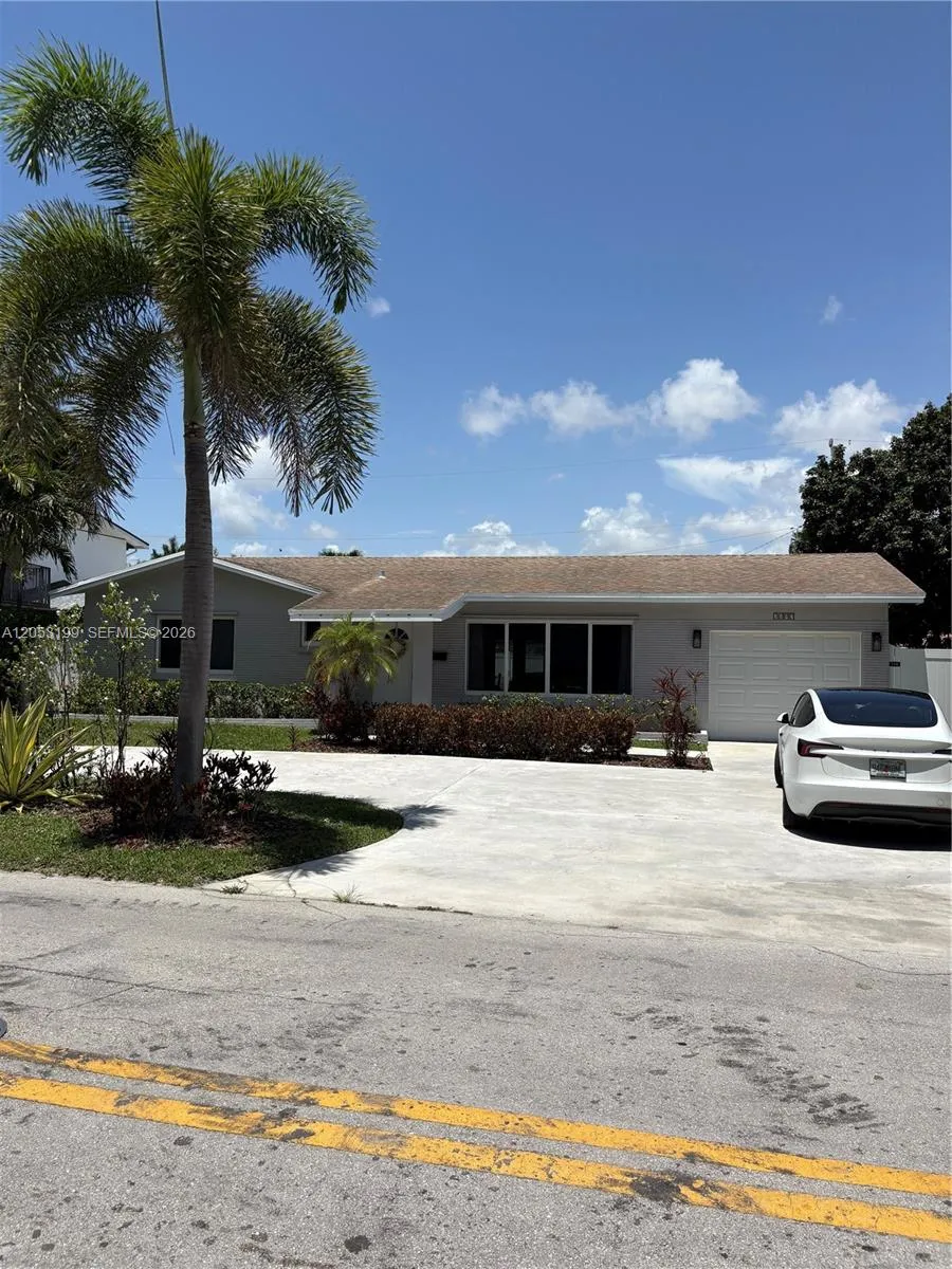 3397 NE 20th Ave Oakland Park, FL 33306