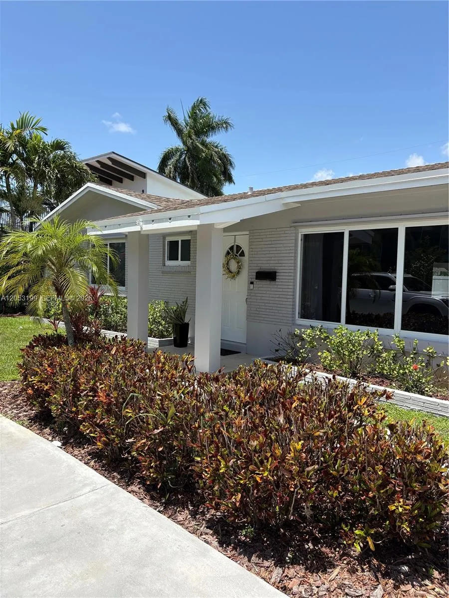 3397 NE 20th Ave Oakland Park, FL 33306