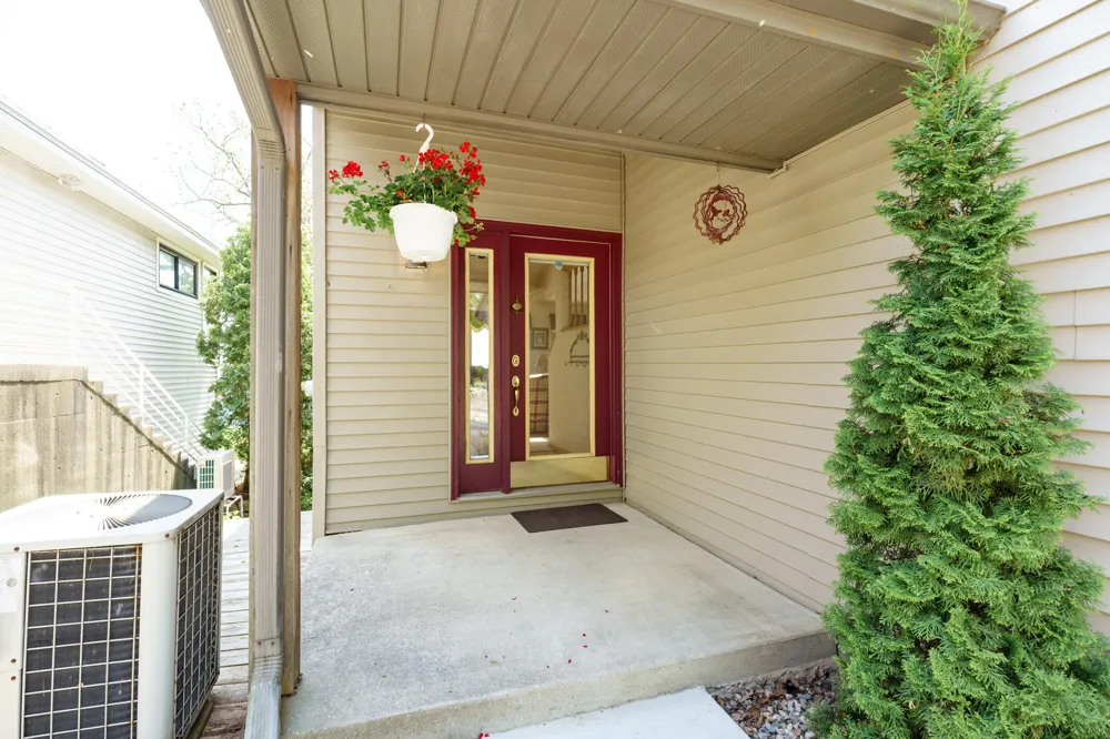 15525 M-43 Hickory Corners, MI 49060