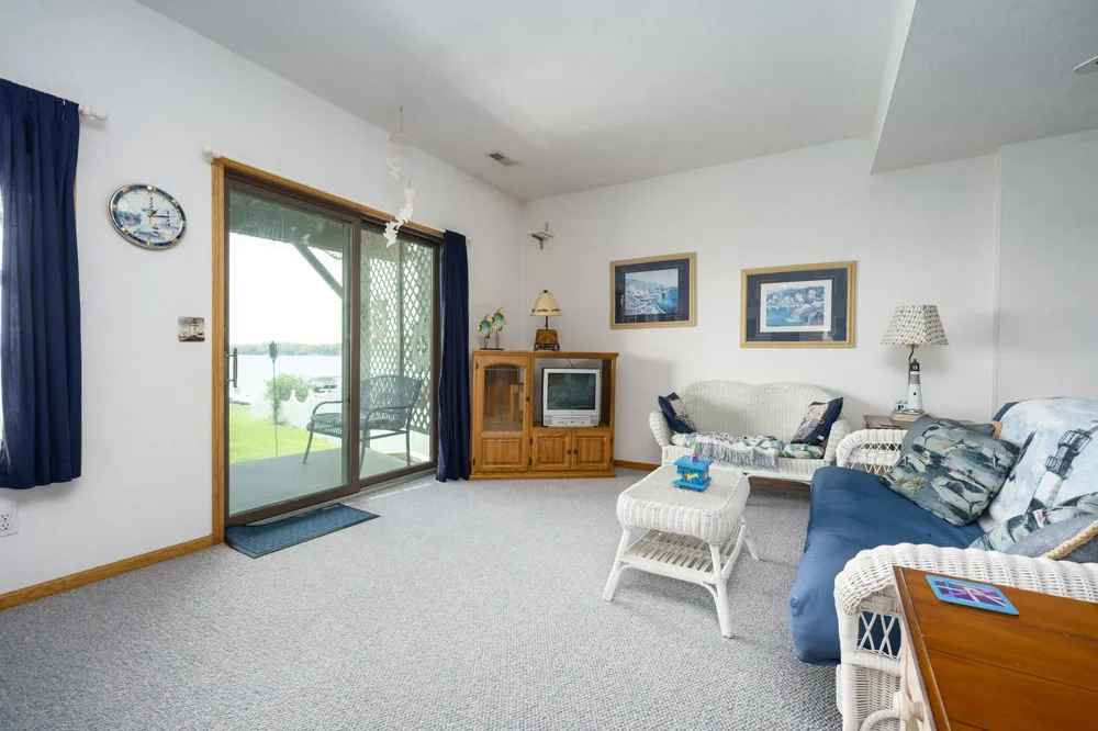 15525 M-43 Hickory Corners, MI 49060