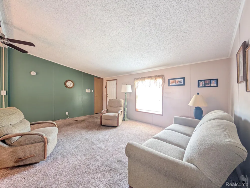 59 Foxpointe Court Swartz Creek City, MI 48473