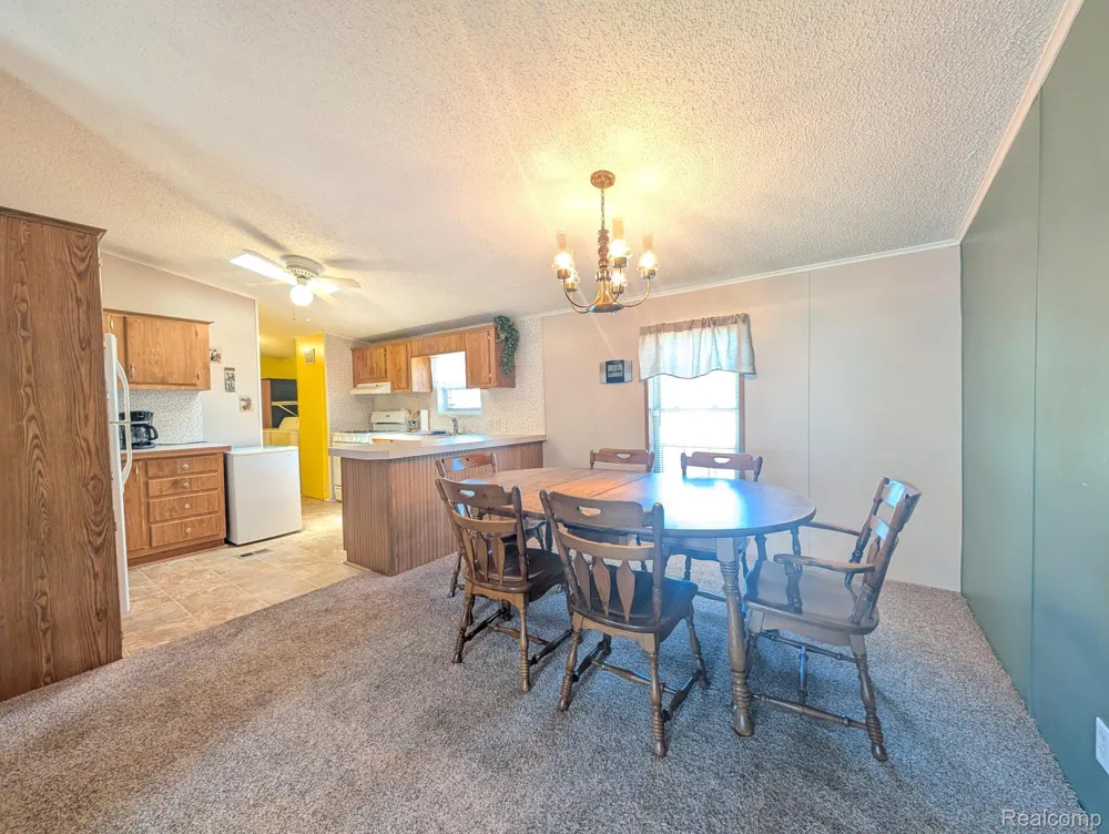 59 Foxpointe Court Swartz Creek City, MI 48473