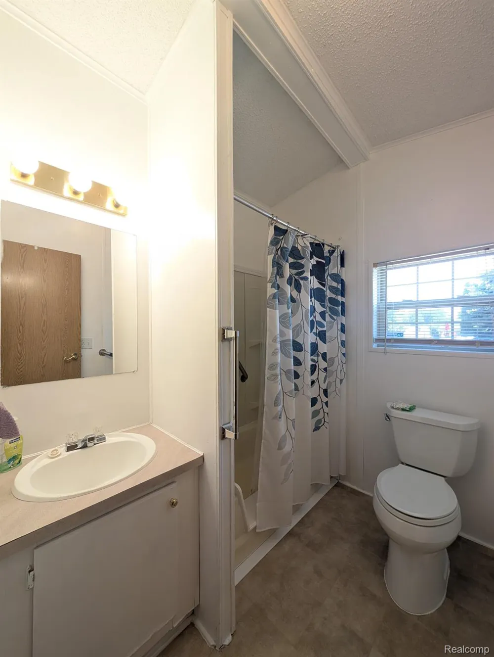 59 Foxpointe Court Swartz Creek City, MI 48473