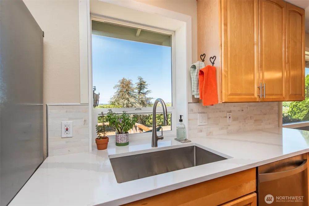 408 W Eunice Street Sequim, WA 98382