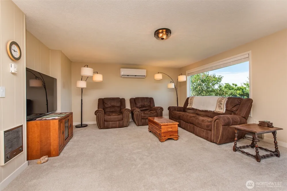 408 W Eunice Street Sequim, WA 98382