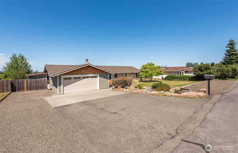 408 W Eunice Street Sequim, WA 98382