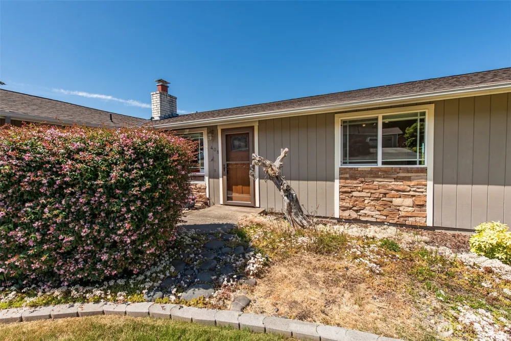 408 W Eunice Street Sequim, WA 98382
