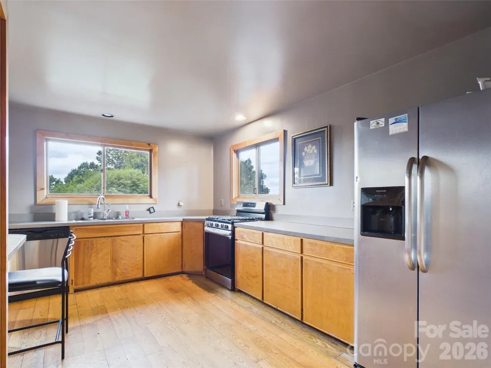 7904 Pinnacle Wind Lane Lenoir, NC 28645