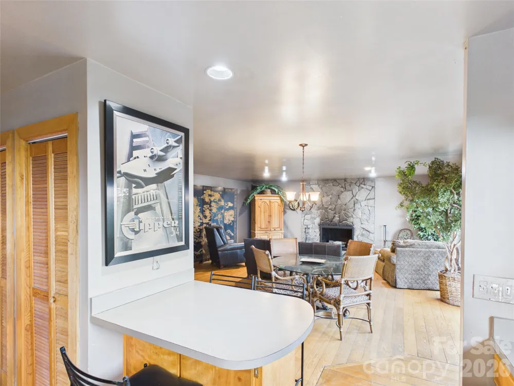 7904 Pinnacle Wind Lane Lenoir, NC 28645