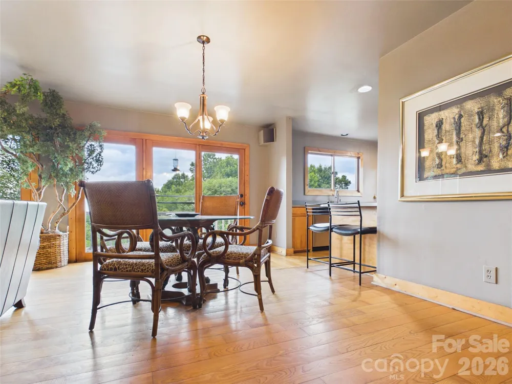 7904 Pinnacle Wind Lane Lenoir, NC 28645