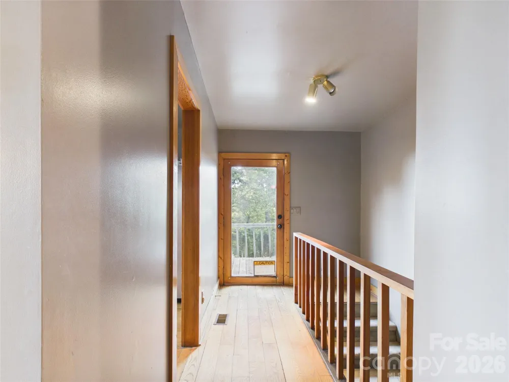 7904 Pinnacle Wind Lane Lenoir, NC 28645