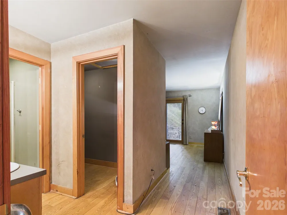 7904 Pinnacle Wind Lane Lenoir, NC 28645