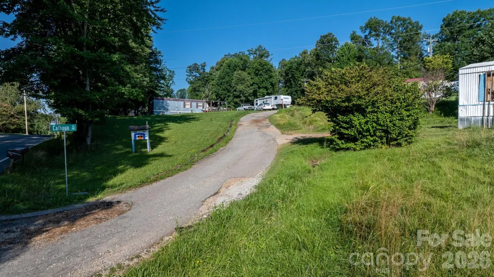 14 Calhoun Drive Marion, NC 28752
