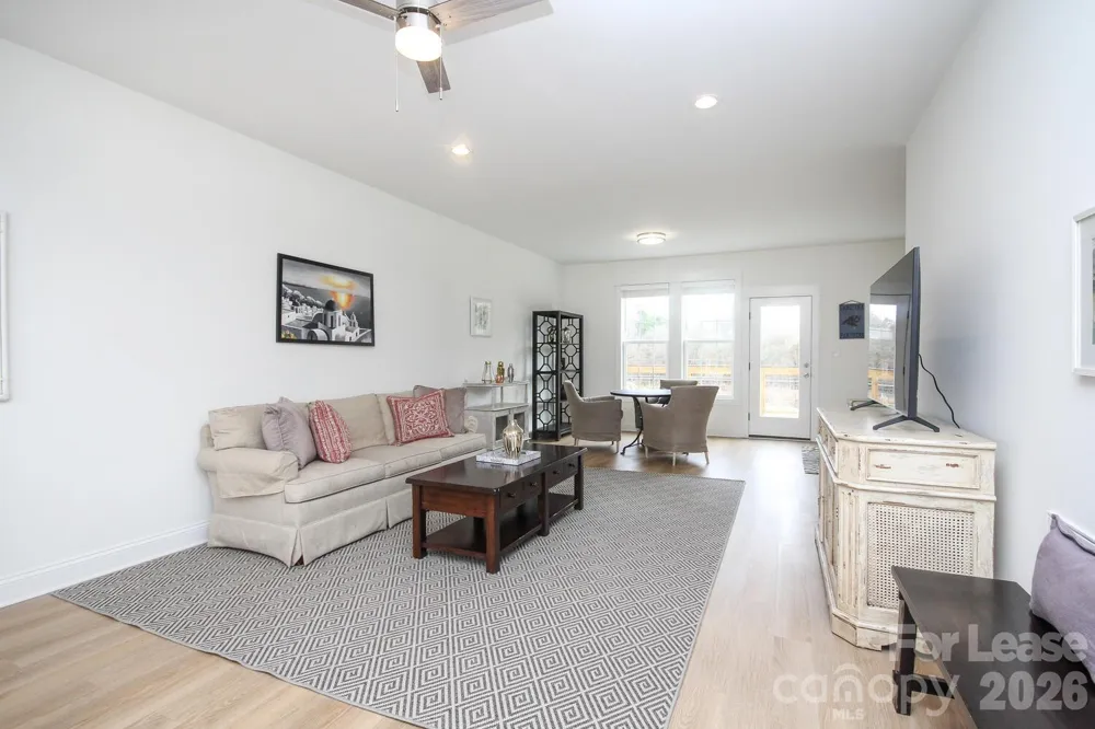 1096 Startown Road Lincolnton, NC 28092