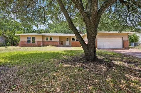 5104 Malinda Lane S
