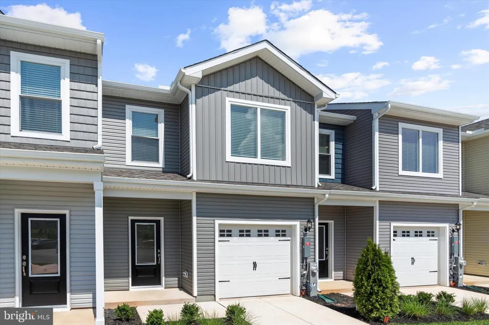 8112 BARTHOLOMEW COURT Baltimore, MD 21206