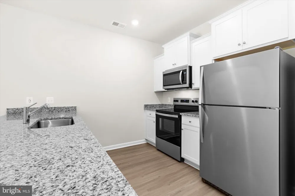 8112 BARTHOLOMEW COURT Baltimore, MD 21206