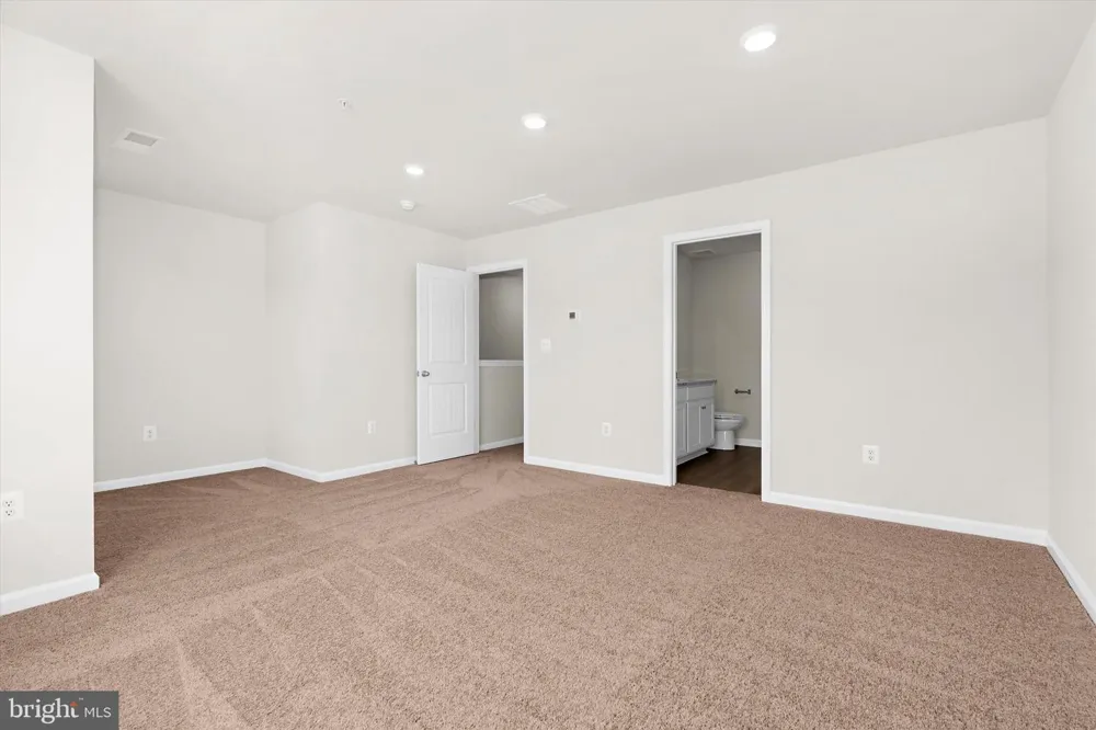 8112 BARTHOLOMEW COURT Baltimore, MD 21206