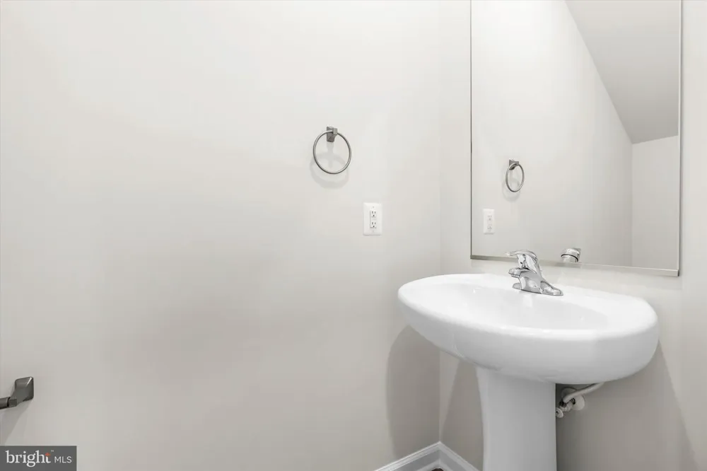 8112 BARTHOLOMEW COURT Baltimore, MD 21206