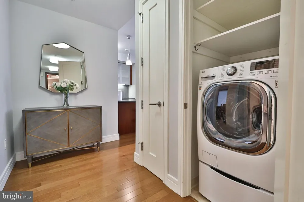 1414 S PENN SQUARE #11H Philadelphia, PA 19102