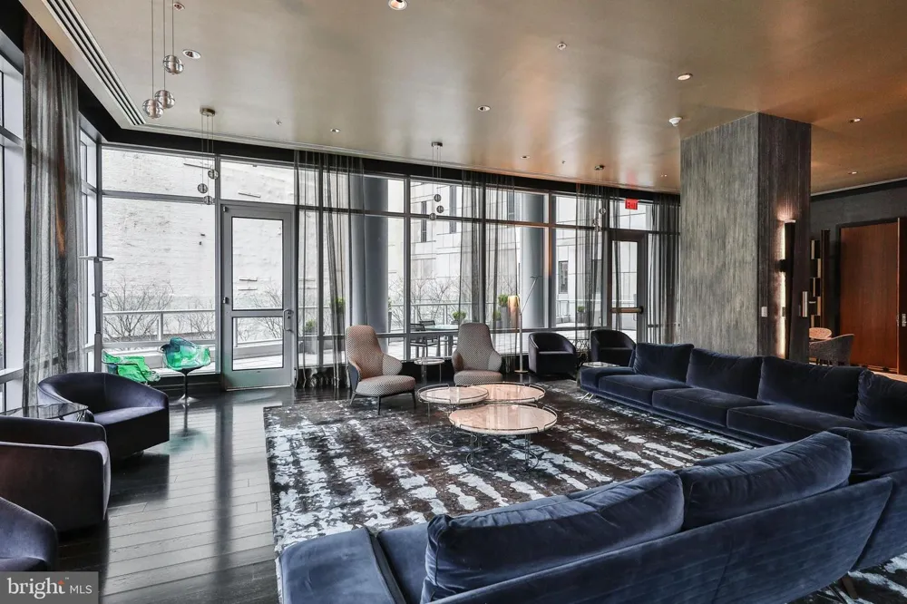 1414 S PENN SQUARE #11H Philadelphia, PA 19102