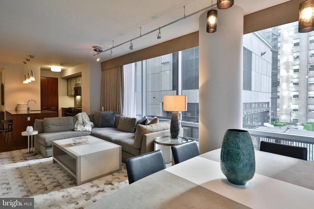 1414 S PENN SQUARE #11H Philadelphia, PA 19102