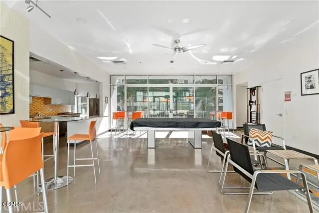 645 W 9th Street #221 Los Angeles, CA 90015