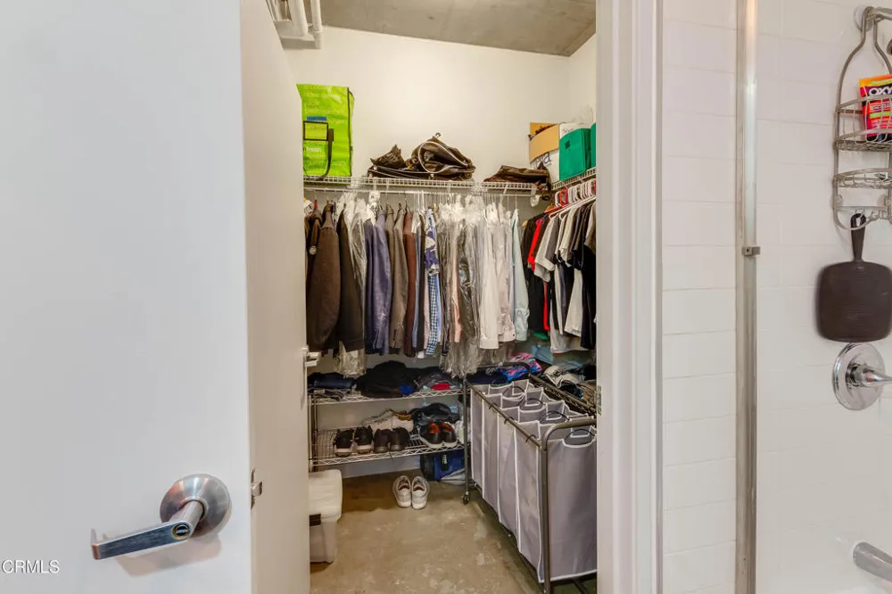 645 W 9th Street #221 Los Angeles, CA 90015