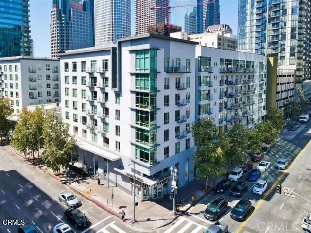 645 W 9th Street #221 Los Angeles, CA 90015