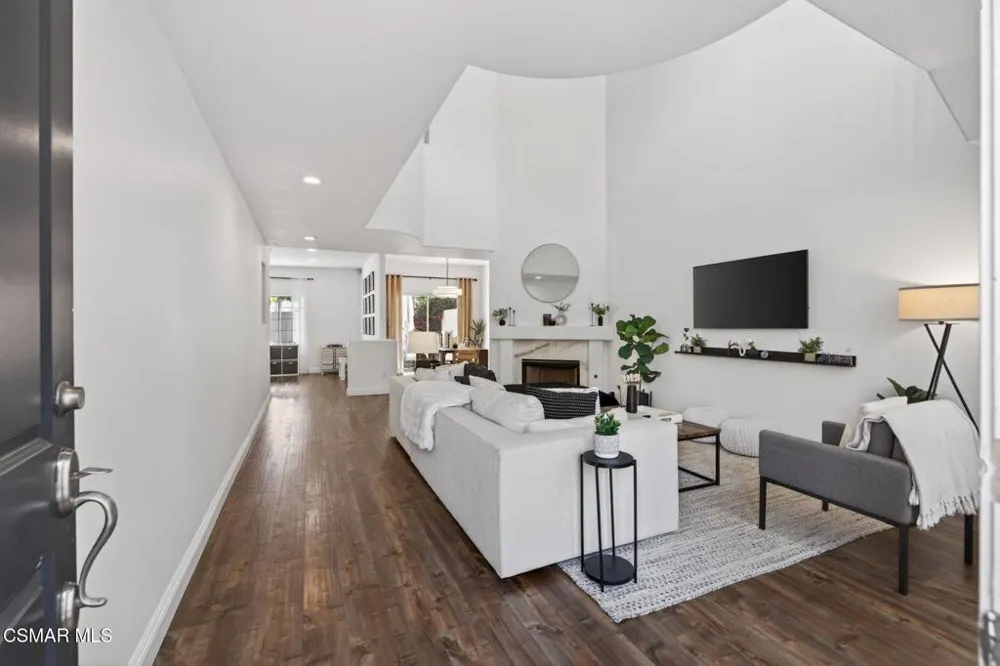 1120 Pan Court Newbury Park, CA 91320