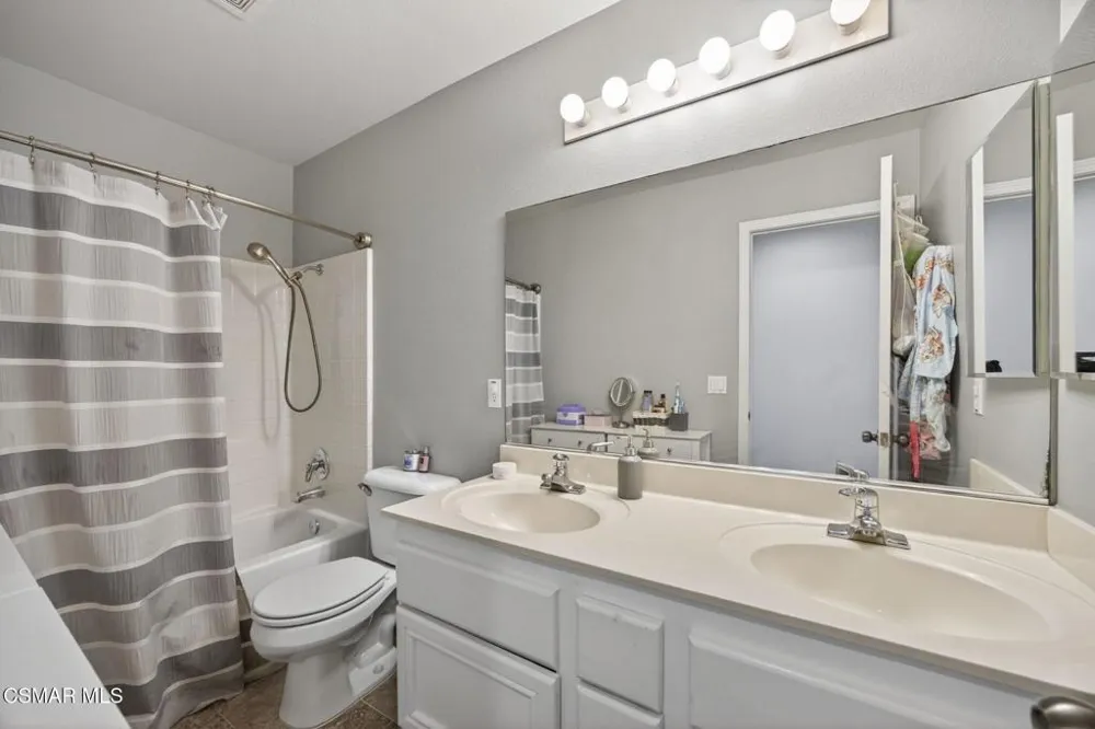 1120 Pan Court Newbury Park, CA 91320