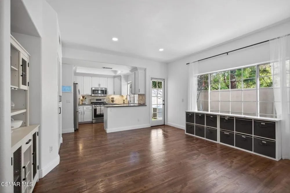 1120 Pan Court Newbury Park, CA 91320