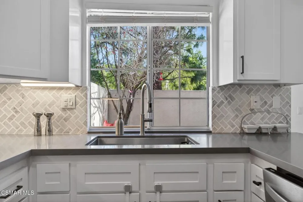 1120 Pan Court Newbury Park, CA 91320