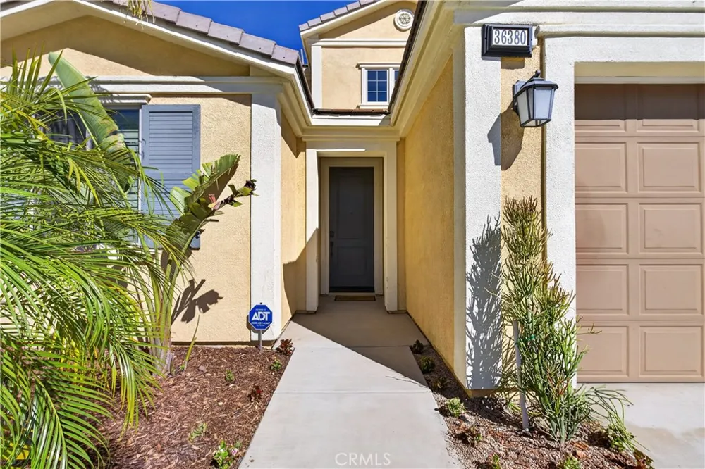 36380 Lantana Court Lake Elsinore, CA 92532