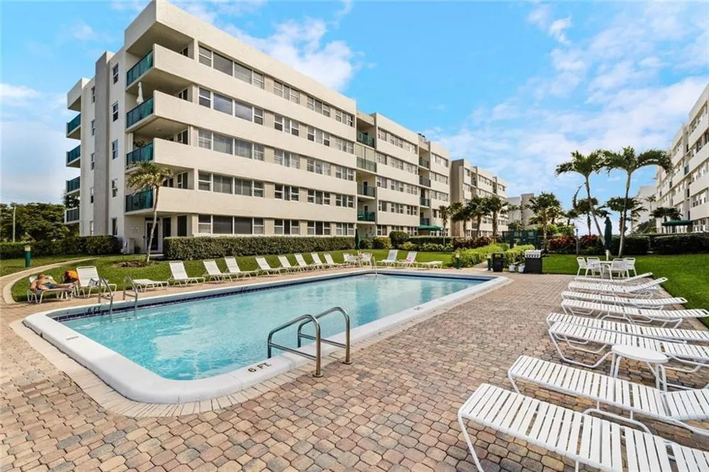 1238 HILLSBORO MILE #210 Hillsboro Beach, FL 33062