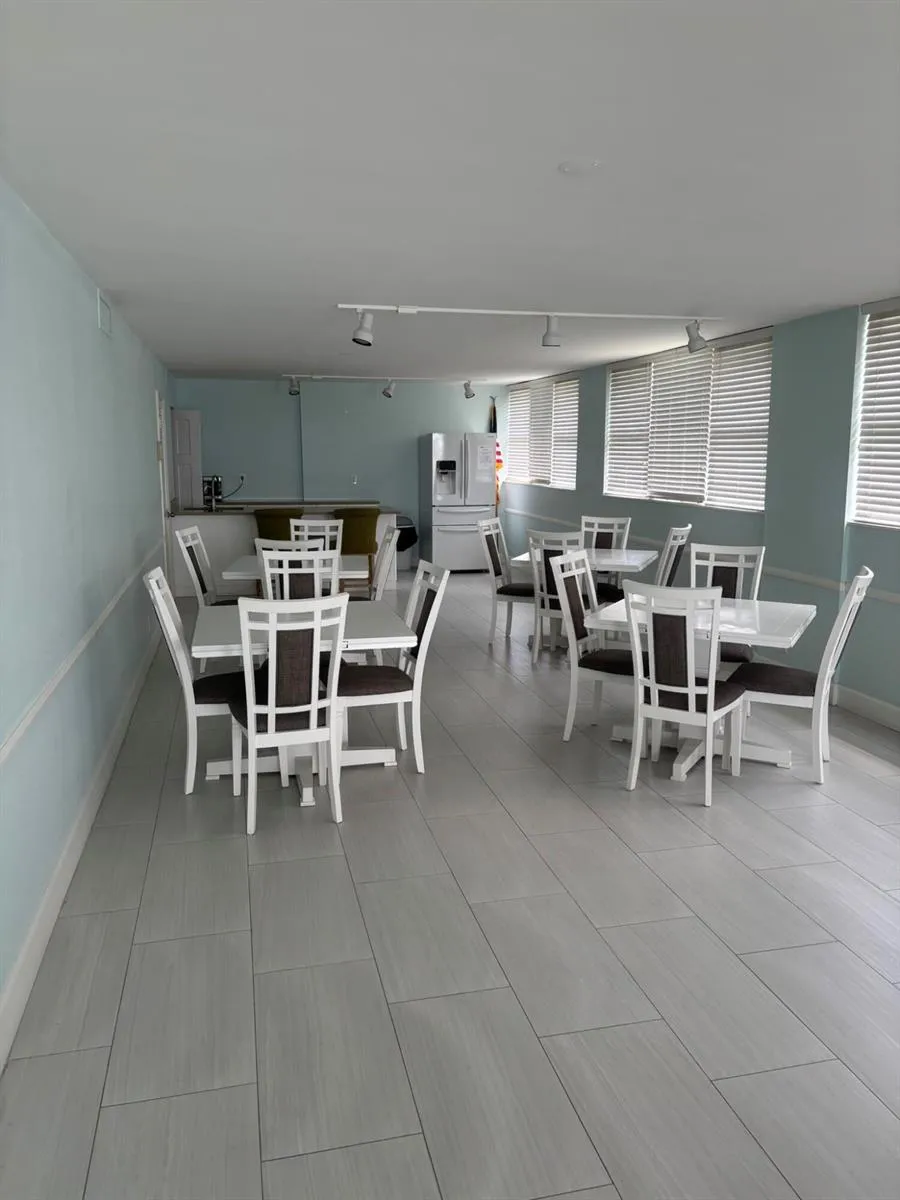 1238 HILLSBORO MILE #210 Hillsboro Beach, FL 33062