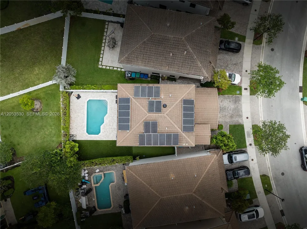 918 NE 191st St Miami, FL 33179