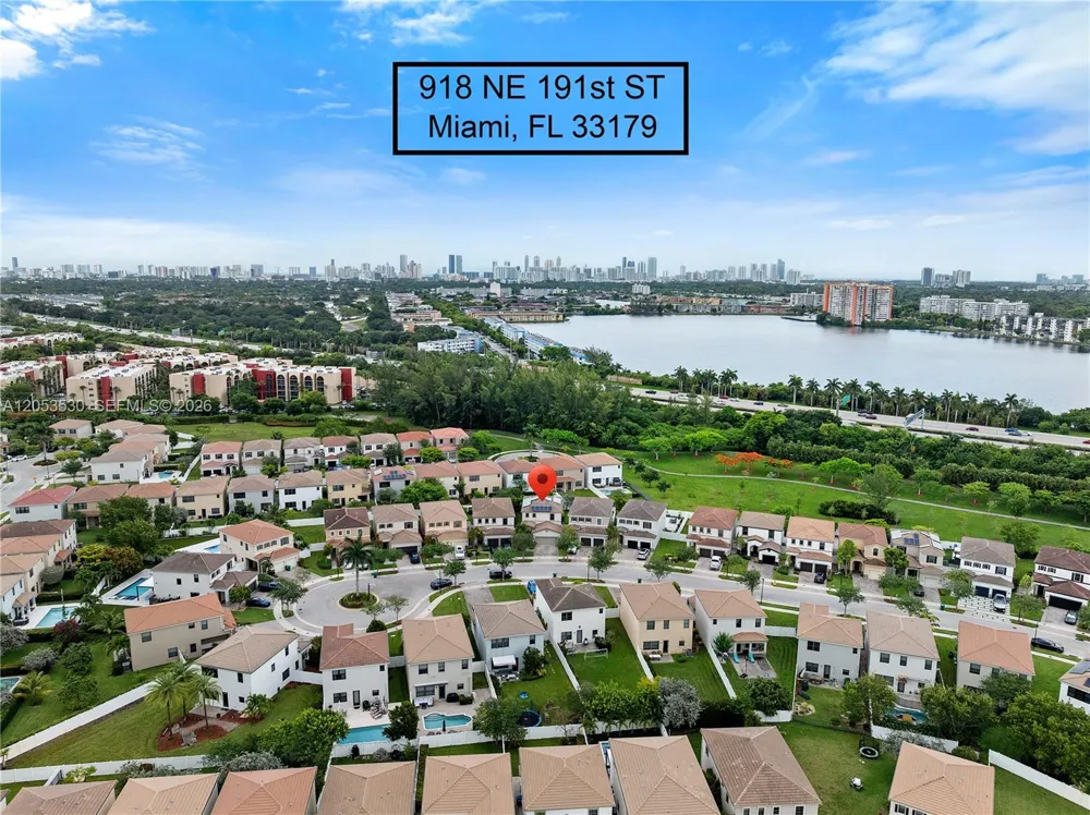 918 NE 191st St Miami, FL 33179