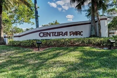 2242 NW 39TH AVENUE