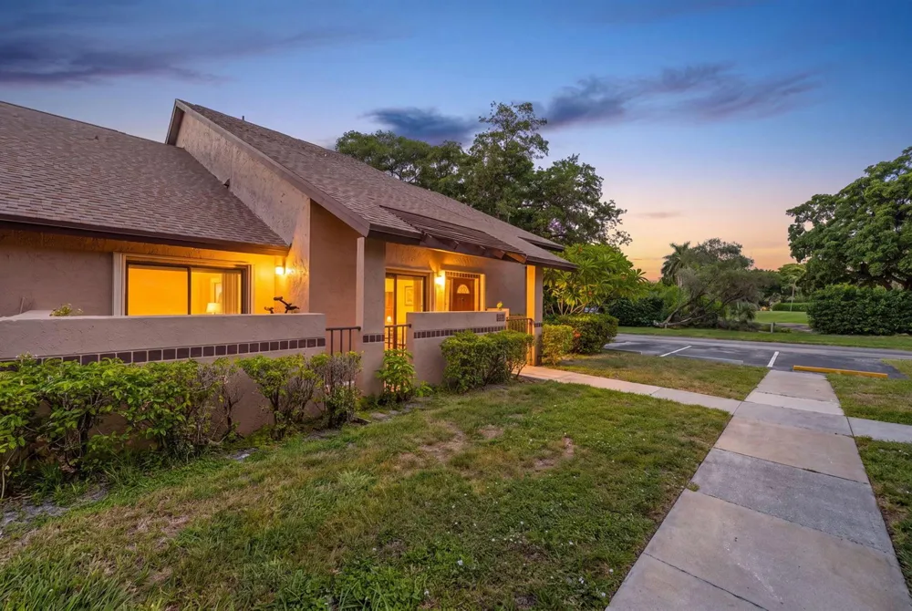 2242 NW 39TH AVENUE Coconut Creek, FL 33066