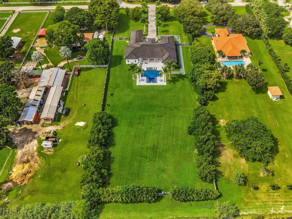 6122 SW 173RD WAY Southwest Ranches, FL 33331
