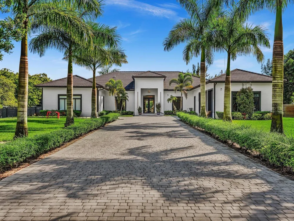 6122 SW 173RD WAY Southwest Ranches, FL 33331