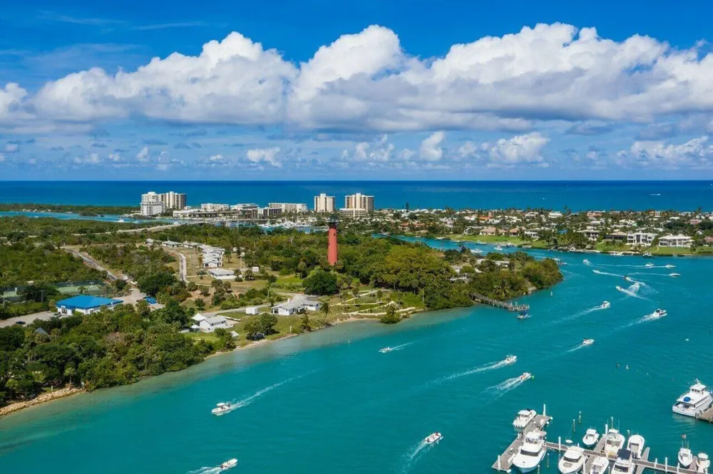 1852 Jeaga Drive Jupiter, FL 33458